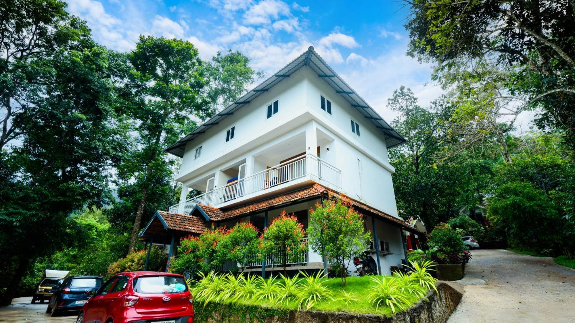 Vythiri Holiday Resort, Wayanad エクステリア 写真